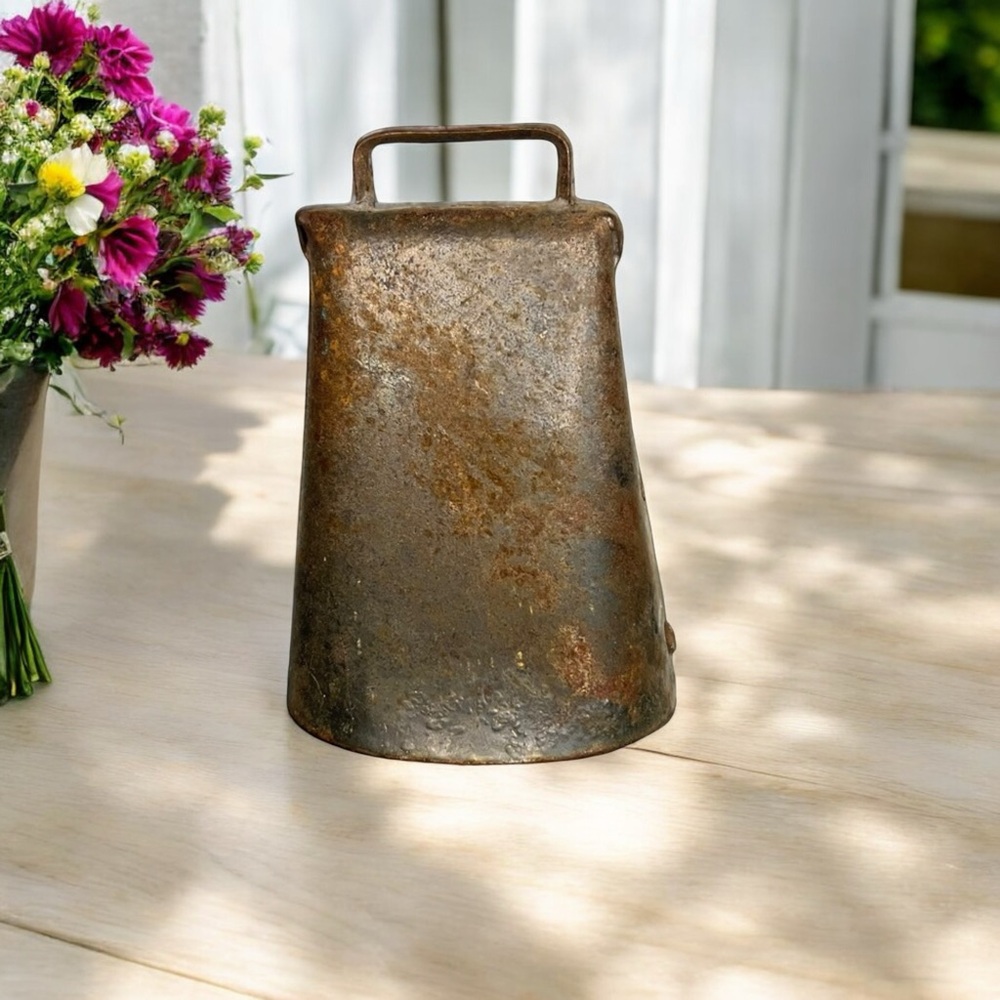 Antique Primitive Rusty Cowbell Forged Folded Riveted Large Clapper